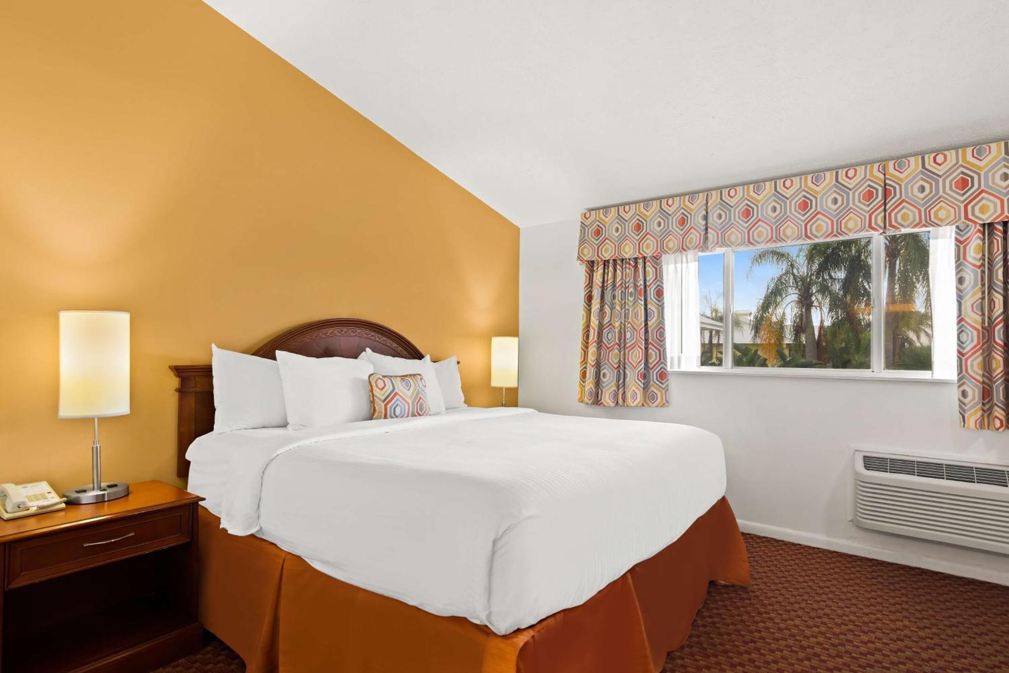 Best Western Port St. Lucie Экстерьер фото
