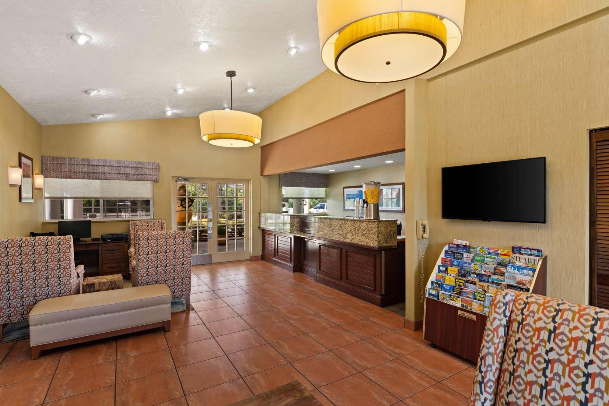 Best Western Port St. Lucie Экстерьер фото