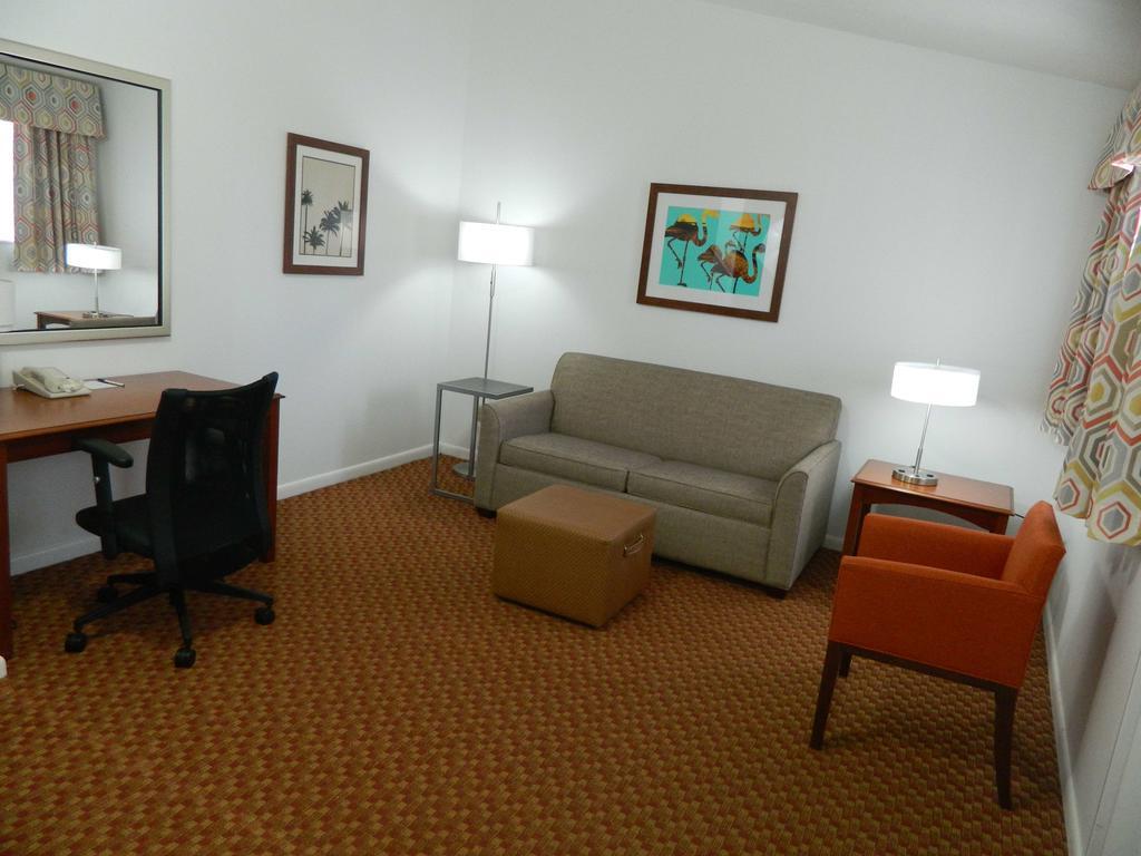Best Western Port St. Lucie Экстерьер фото