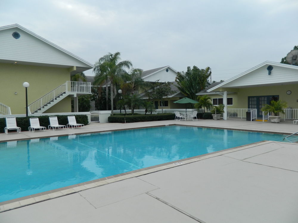 Best Western Port St. Lucie Экстерьер фото
